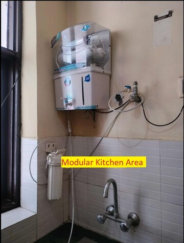 Furnished Amenities in 3 BHK Apartment at Pashupati Housing Society, Sector 48 – for Rent