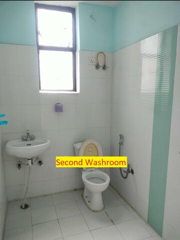 Bathroom in 3 BHK Apartment at Pashupati Housing Society, Sector 48 – for Rent