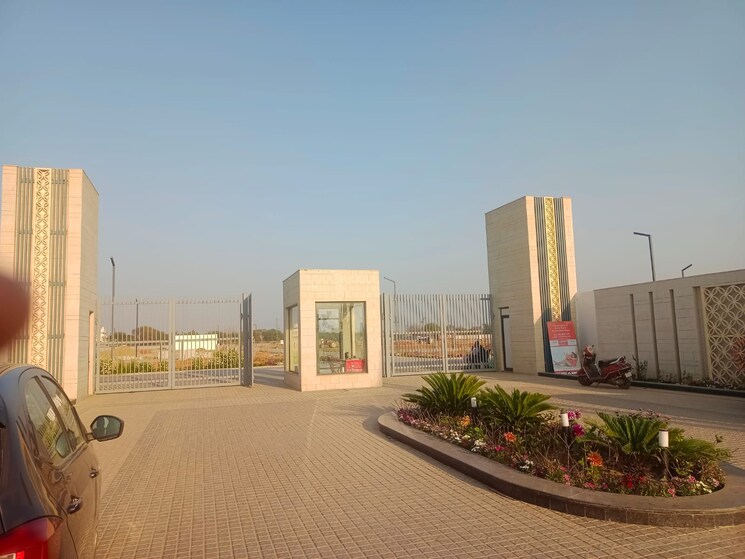 Exterior View, amolik-aster-woods  180 Sq.Yd. Plot In Sector 98 Faridabad 8226111