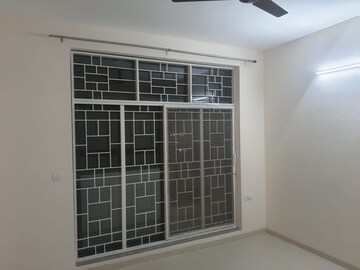Room in 3 BHK Builder Floor at Vatika India Next Iris Floors, Sector 82 – for Rent