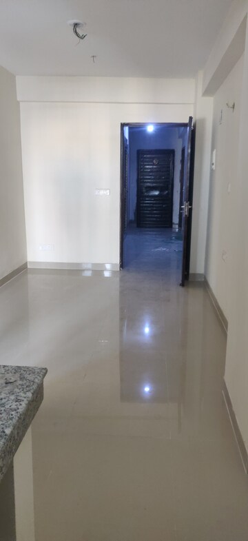 Furnished Amenities in 1 BHK Apartment at Amolik Sankalp, Sector 85 – for Rent