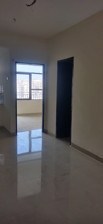 Furnished Amenities in 1 BHK Apartment at Amolik Sankalp, Sector 85 – for Rent