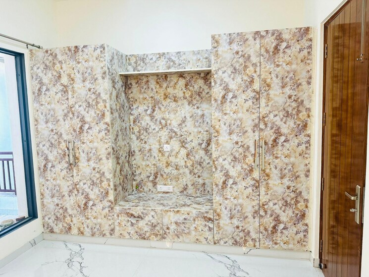 undefined, dlf-regal-gardens 3 Bedroom 1721 Sq.Ft. Apartment In Sector 90 Gurgaon 8226263