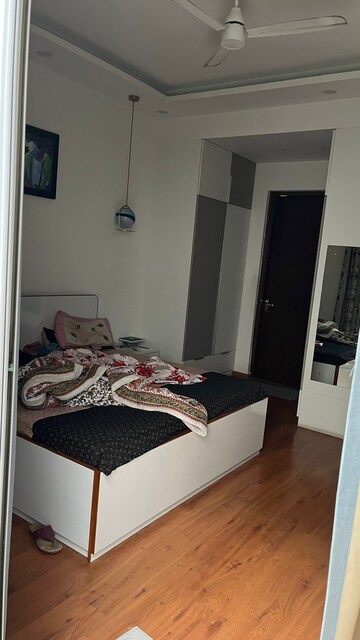 Bedroom in 5 BHK Villa at Vatika Signature Villas, Sector 82 – for Rent