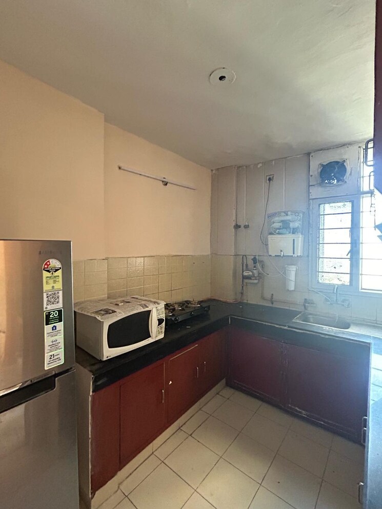 Kitchen, hrc-professional 2 Bedroom 1100 Sq.Ft. Apartment In Indrapuram Ghaziabad 8226303