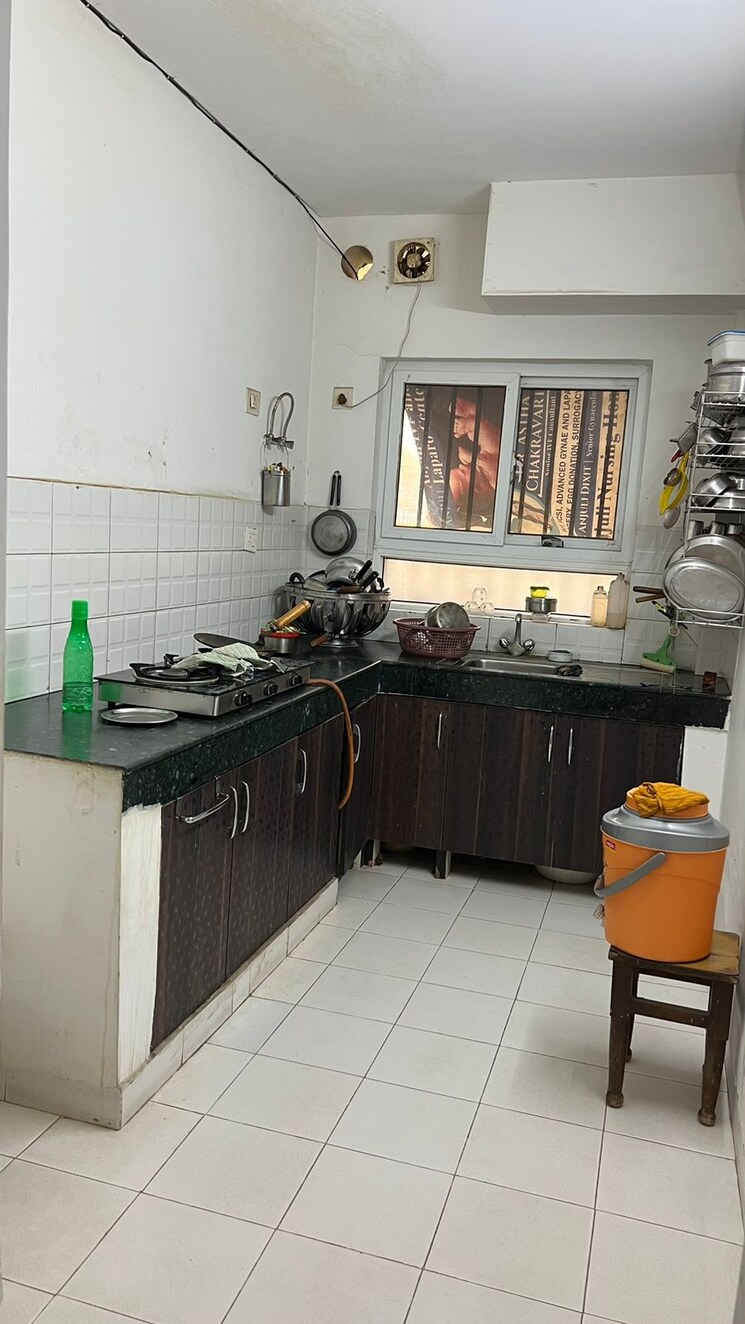 Kitchen, bptp-elite-floors 3 Bedroom 250 Sq.Yd. Builder Floor In Sector 83 Faridabad 8226338