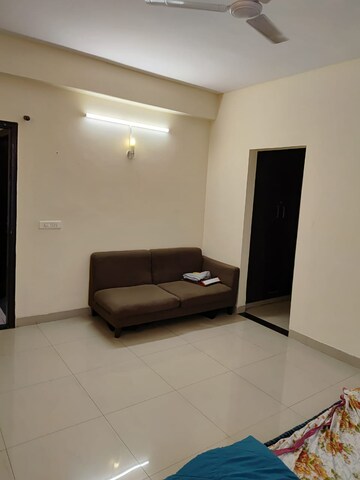 Living Room in 3.5 BHK Apartment at Omaxe The Nile, Sector 49 – for Rent