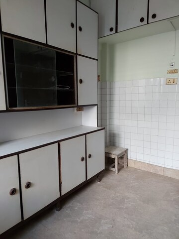Kitchen in 1.5 BHK Apartment at Matoshree Swaroop Celesta, Vile Parle East – for Sale