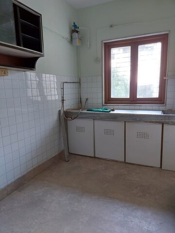 Room in 1.5 BHK Apartment at Matoshree Swaroop Celesta, Vile Parle East – for Sale