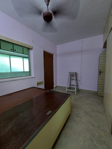 Building Lobby in 1.5 BHK Apartment at Matoshree Swaroop Celesta, Vile Parle East – for Sale