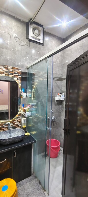 Bathroom in 2 BHK Independent House at Sector 27 – for Rent