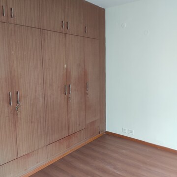3.5 BHK Apartment For Rent in BPTP Park Grandeura, Sector 82