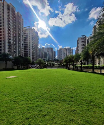 3 BHK Apartment – Garden View at Cybercity Rainbow Vistas Rock Gardens, Hi Tech City - for Rent