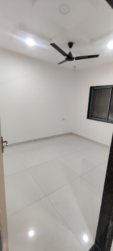 Room in 2 BHK Apartment at Bhatagaon – for Sale