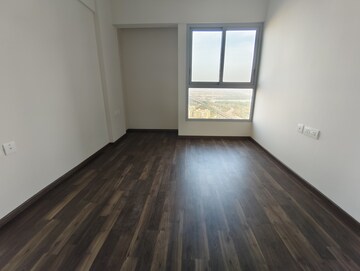Room in 2 BHK Apartment at Piramal Vaikunth Vairat, Balkum Pada – for Sale