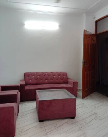 Bedroom in 1 BHK Builder Floor at Saket – for Rent