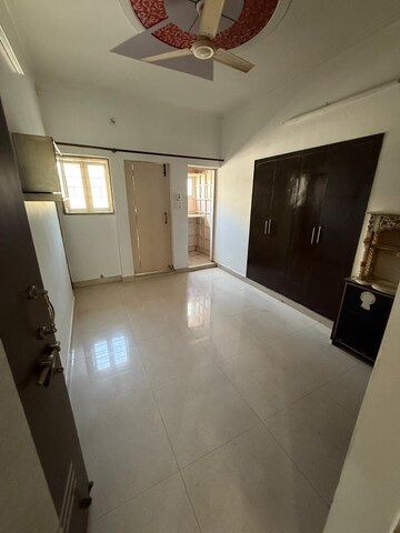 Kitchen in 2 BHK Apartment at Vasant Apartment Mayur Vihar, Mayur Vihar 1 – for Rent