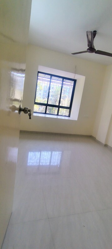 Bedroom in 2 BHK Apartment at Kanakia  Silver Oak, Mira Road – for Rent