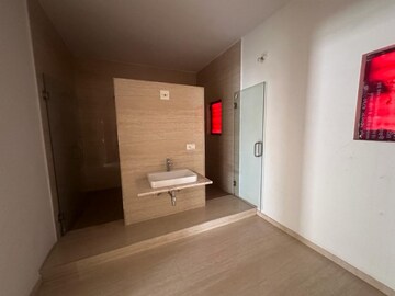 Attached Bathroom in 5 BHK Villa at Jam Khambhaliya Road – for Rent