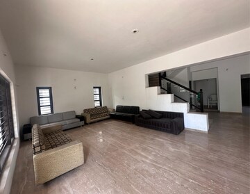 Living Room in 5 BHK Villa at Jam Khambhaliya Road – for Rent