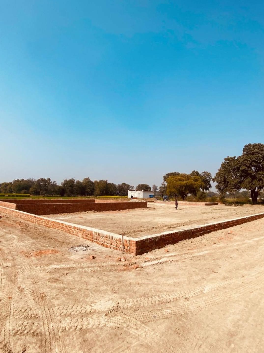 Plot For Sale in Max Balaji Defence City 3