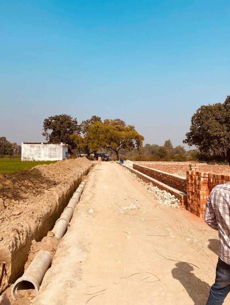 undefined, max-balaji-defence-city-3  69 Sq.Yd. Plot In Kathhera Greater Noida 8227005