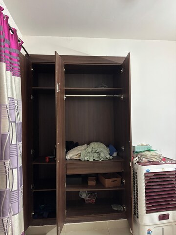 Furnished Amenities in 3 BHK Apartment at Kendriya Vihar 2, Sector 82 – for Rent