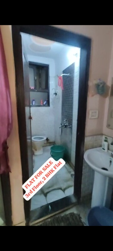 Master Bedroom in 2 BHK Builder Floor at New Ashok Nagar – for Sale
