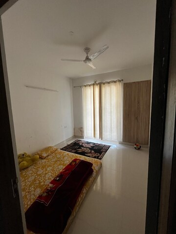 Bedroom in 2.5 BHK Apartment at Pacific Golf Estate, Kulhan – for Rent