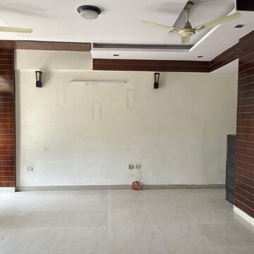 Bathroom in 2 BHK Apartment at TDI City Kingsbury, Sector 61 – for Rent