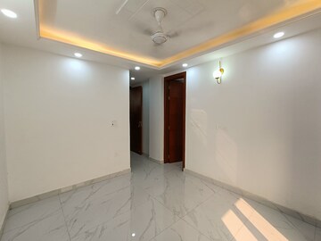 Room in 2 BHK Builder Floor at Panchsheel Vihar – for Rent