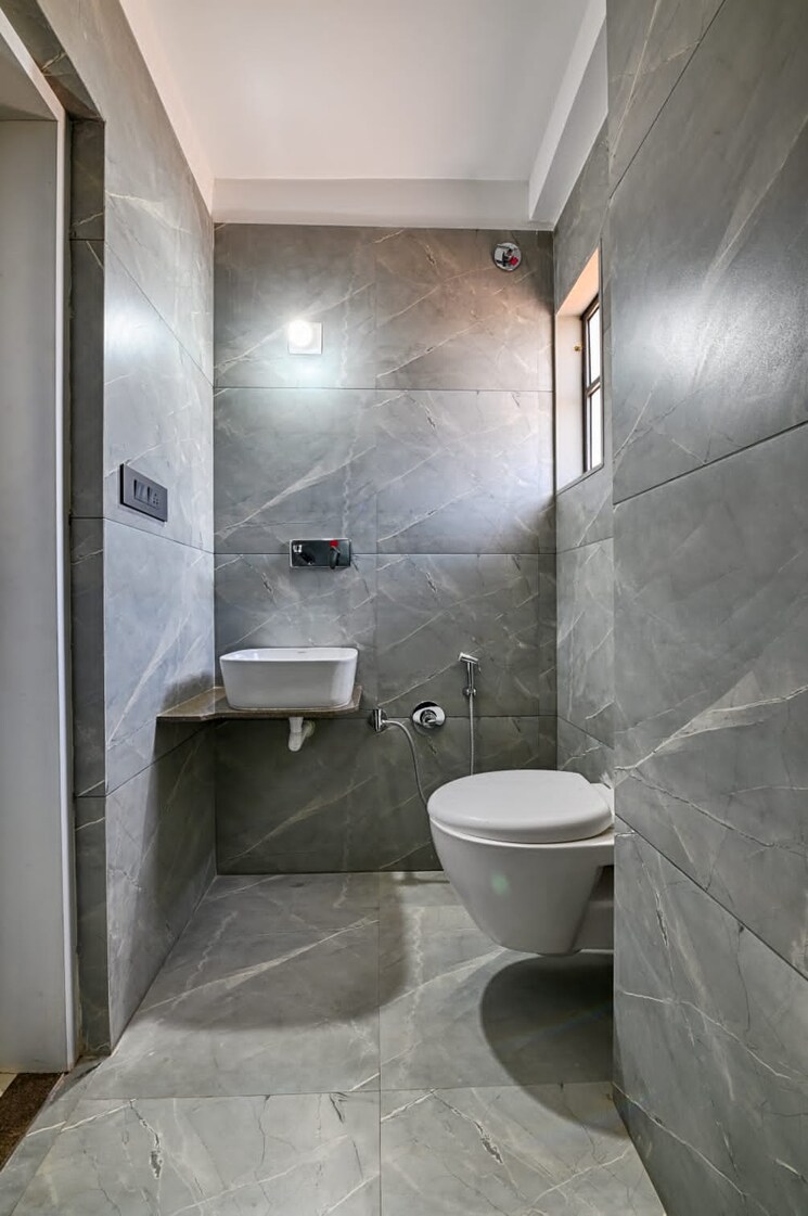 Bathroom, shilaj 3 Bedroom 1560 Sq.Ft. Apartment In Shilaj Ahmedabad 8227347
