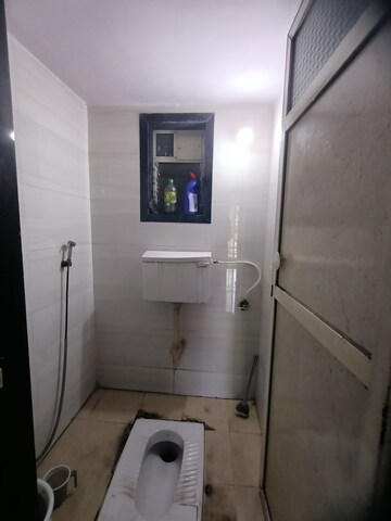 Bathroom in 1 BHK Apartment at Dombivli West – for Rent