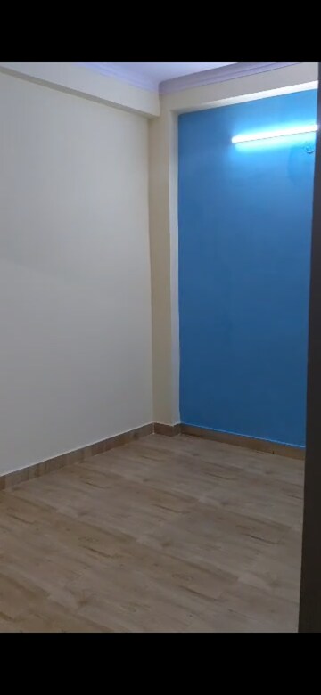 Room in 1.5 BHK Builder Floor at New Ashok Nagar – for Rent