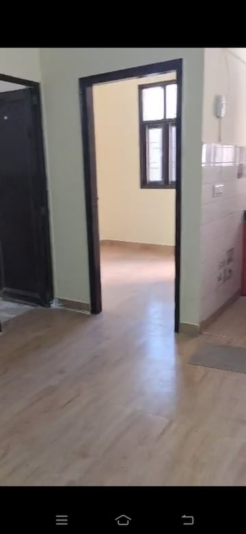 Room in 1.5 BHK Builder Floor at New Ashok Nagar – for Rent
