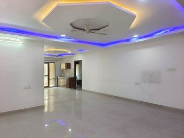 Room in 3 BHK Apartment at Trendset Valley View, Banjara Hills – for Rent