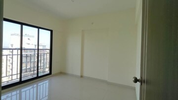 Room in 1 BHK Apartment at Rashmi Garden, Vasai East – for Sale