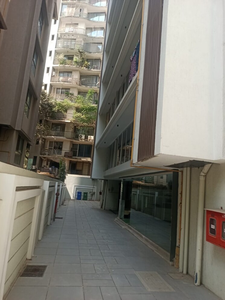 Balcony, heera-apartments 2 Bedroom 800 Sq.Ft. Apartment In Khar West Mumbai 8227414