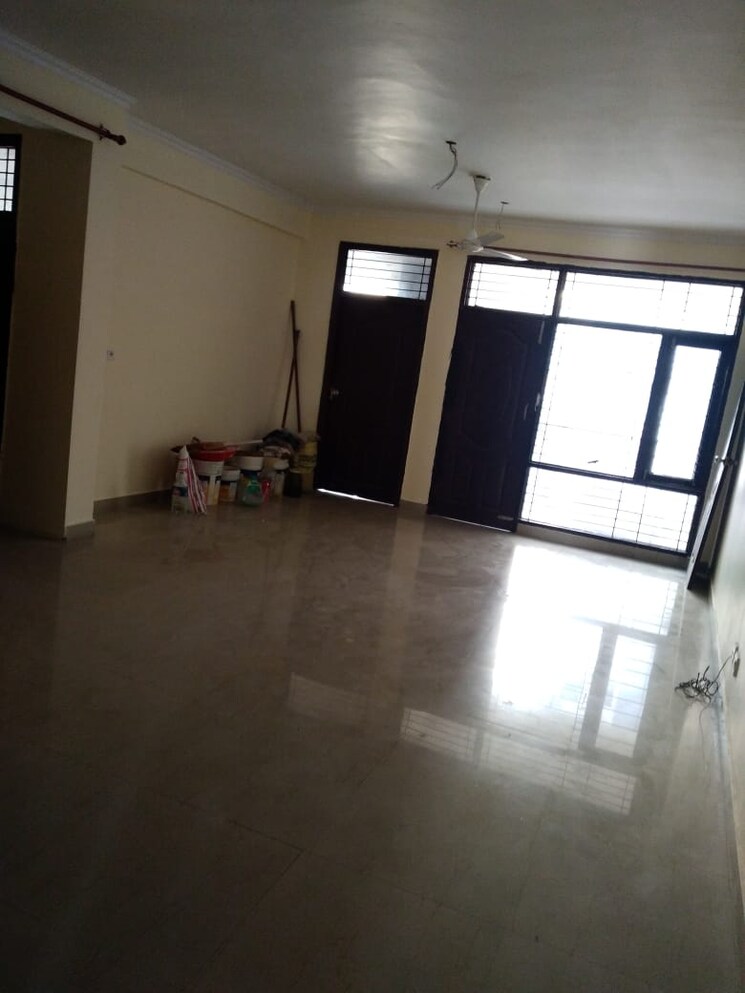 Room, unitech-the-close-north 4 Bedroom 3034 Sq.Ft. Apartment In Sector 50 Gurgaon 8227455