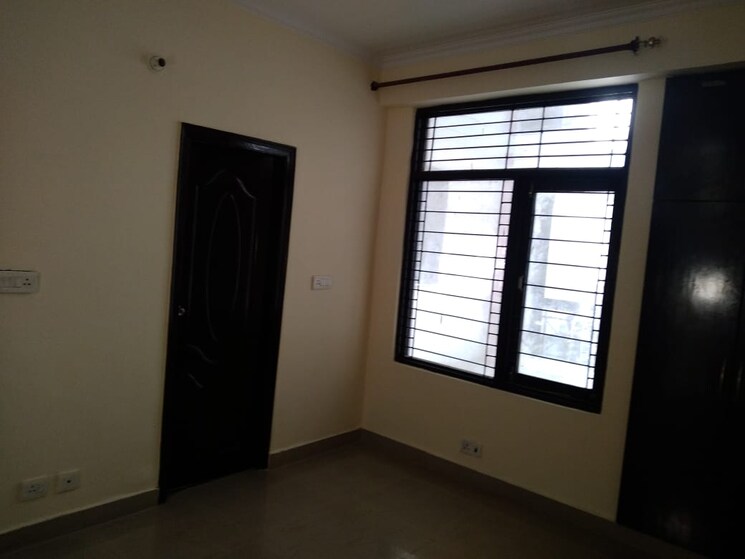Room, unitech-the-close-north 4 Bedroom 3034 Sq.Ft. Apartment In Sector 50 Gurgaon 8227455