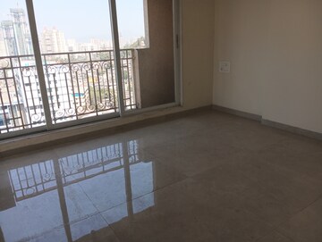 Room in 2 BHK Apartment at Shree Tirupati STG Signature Residency, Ghodbunder Road – for Rent