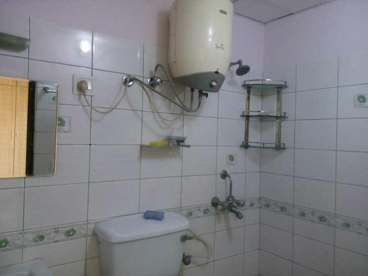 Bathroom, vartalok-apartments 2 Bedroom 950 Sq.Ft. Apartment In Vasundhara Sector 16 Ghaziabad 8227475