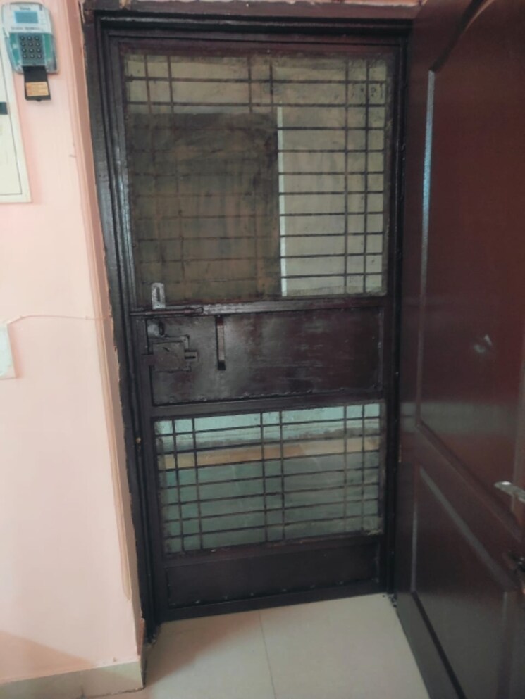 Bathroom, amrapali-empire 2.5 Bedroom 1250 Sq.Ft. Apartment In Sain Vihar Ghaziabad 8227488