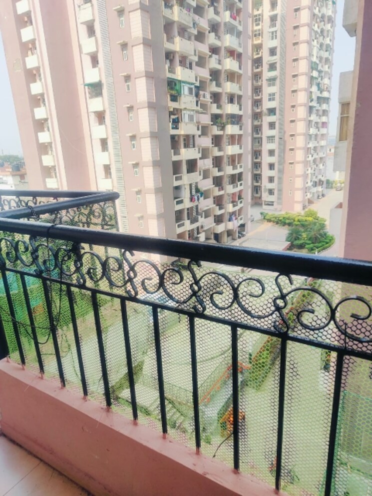 Balcony, amrapali-empire 2.5 Bedroom 1250 Sq.Ft. Apartment In Sain Vihar Ghaziabad 8227488