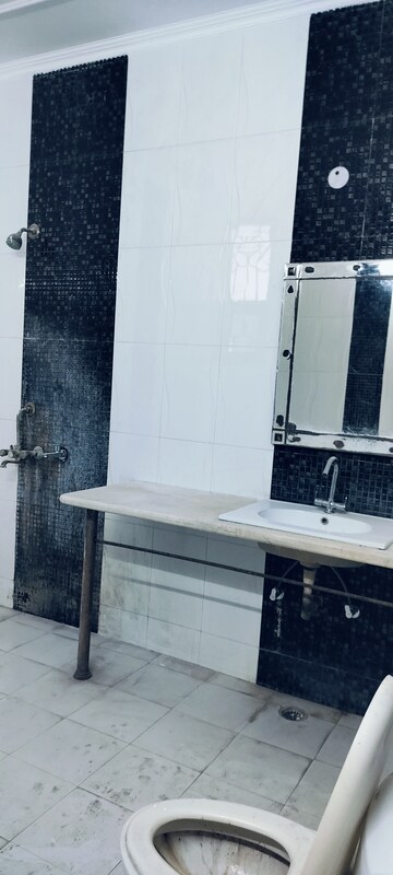 Kitchen in 6+ BHK Independent House at RWA Apartments Sector 50, Sector 50 – for Rent