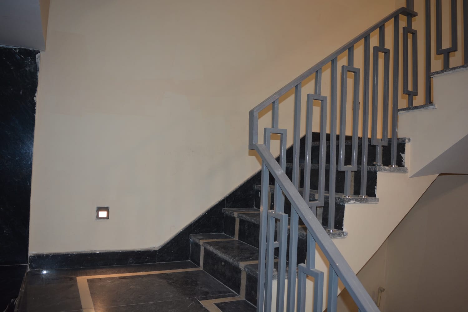 3 BHK 1100 Sq.Ft. Builder Floor in Sai Enclave Niti Khand