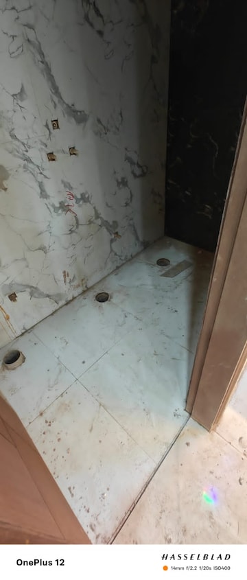 Bathroom in 3 BHK Builder Floor at Sector 73 – for Sale