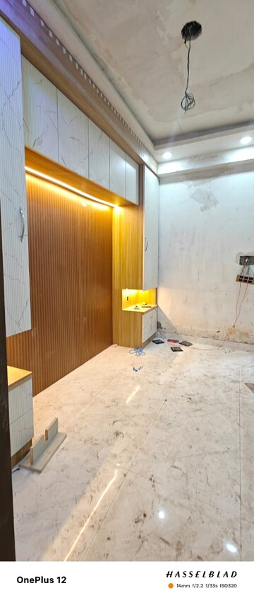 Bedroom in 3 BHK Builder Floor at Sector 73 – for Sale