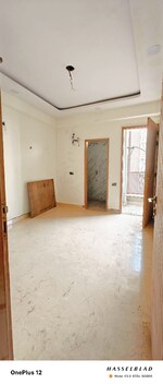 2 BHK 1000 Sq.Ft. Builder Floor in Signature Tower