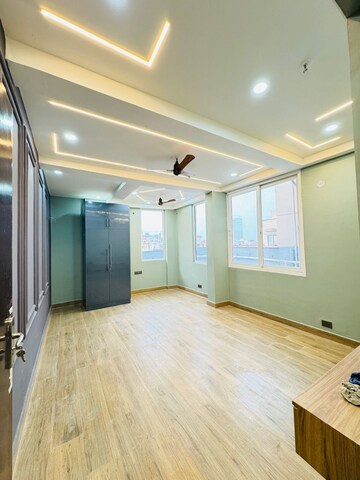 Bedroom in 2 BHK Apartment at Aims Golf City, Sector 75 – for Rent
